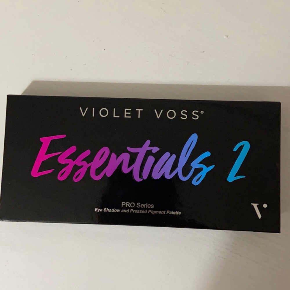 VIOLET VOSS eyeshadow palette